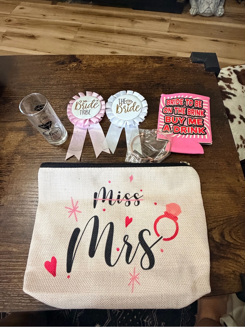 Bridal Party Accessory Set - Pink and White "Miss to Mrs" Pouch